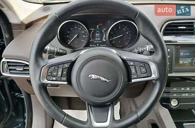 Внедорожник / Кроссовер Jaguar F-Pace 2018 в 