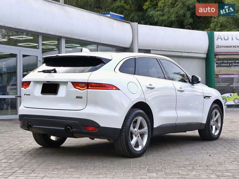 Позашляховик / Кросовер Jaguar F-Pace 2018 в Дніпрі