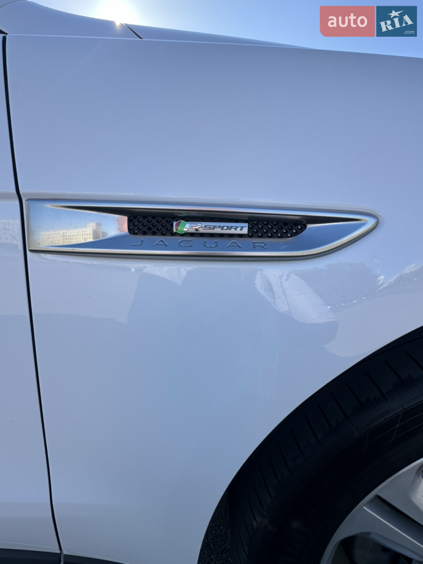 2017 Jaguar F-Pace - мініатюра 5