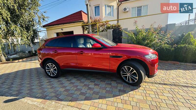 Позашляховик / Кросовер Jaguar F-Pace 2016 в Усатове