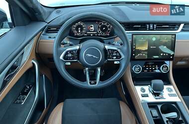 Внедорожник / Кроссовер Jaguar F-Pace 2023 в 