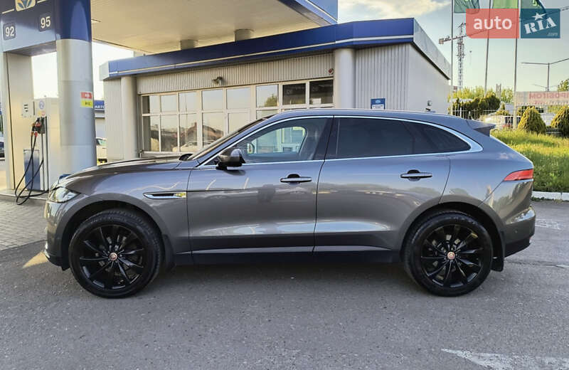 Позашляховик / Кросовер Jaguar F-Pace 2016 в 