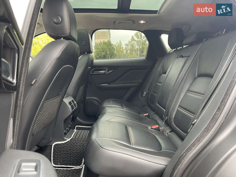 Внедорожник / Кроссовер Jaguar F-Pace 2019 в Киеве