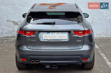 Позашляховик / Кросовер Jaguar F-Pace 2016 в 