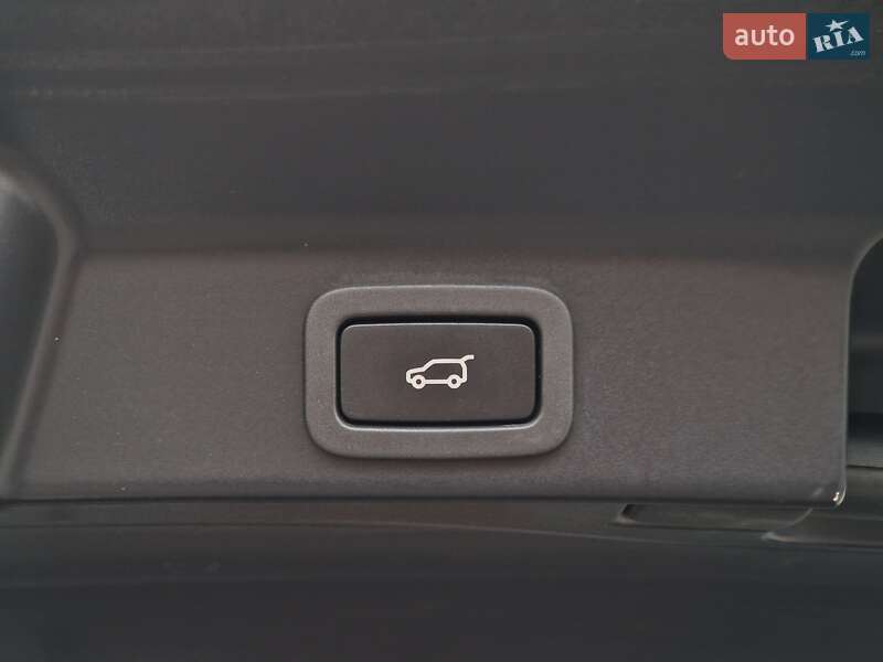 Внедорожник / Кроссовер Jaguar F-Pace 2016 в Одессе