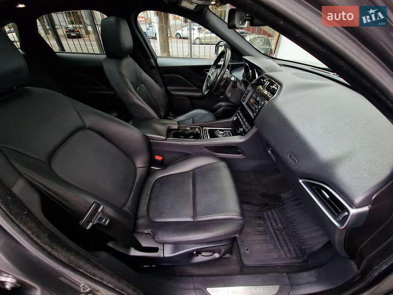 Внедорожник / Кроссовер Jaguar F-Pace 2016 в Одессе