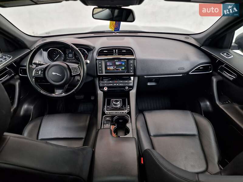 Внедорожник / Кроссовер Jaguar F-Pace 2016 в Одессе
