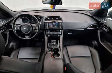 Позашляховик / Кросовер Jaguar F-Pace 2016 в 
