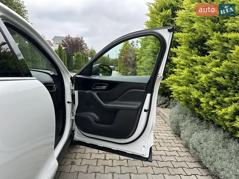Jaguar F-Pace 2018 VIN SADCA2BN3JA284206 фото оголошення 37 з 103
