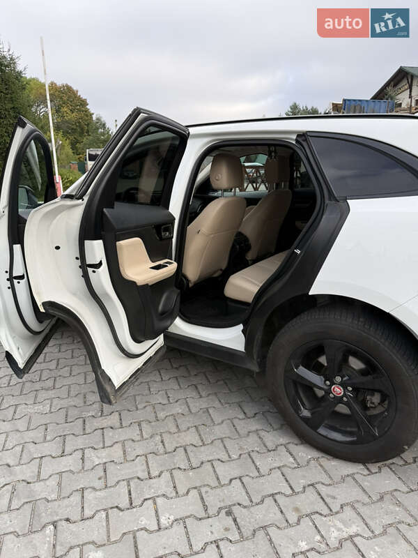 Позашляховик / Кросовер Jaguar F-Pace 2017 в Львові фото 10 Позашляховик / Кросовер Jaguar F-Pace 2017 в Львові