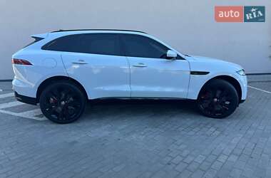 Позашляховик / Кросовер Jaguar F-Pace 2021 в 