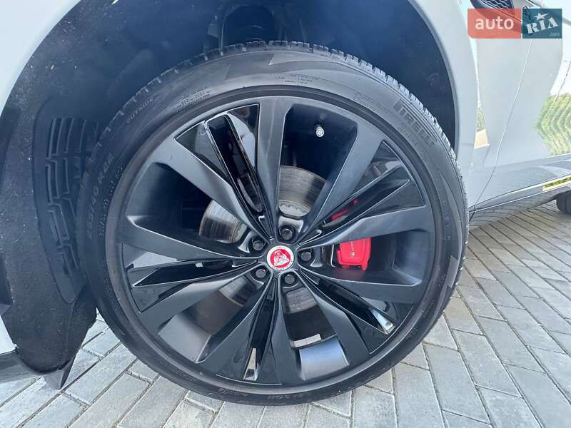Внедорожник / Кроссовер Jaguar F-Pace 2021 в Ровно