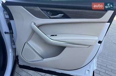 Позашляховик / Кросовер Jaguar F-Pace 2021 в 
