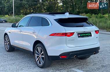 Позашляховик / Кросовер Jaguar F-Pace 2017 в 
