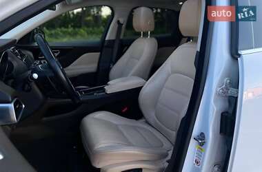 Позашляховик / Кросовер Jaguar F-Pace 2017 в 