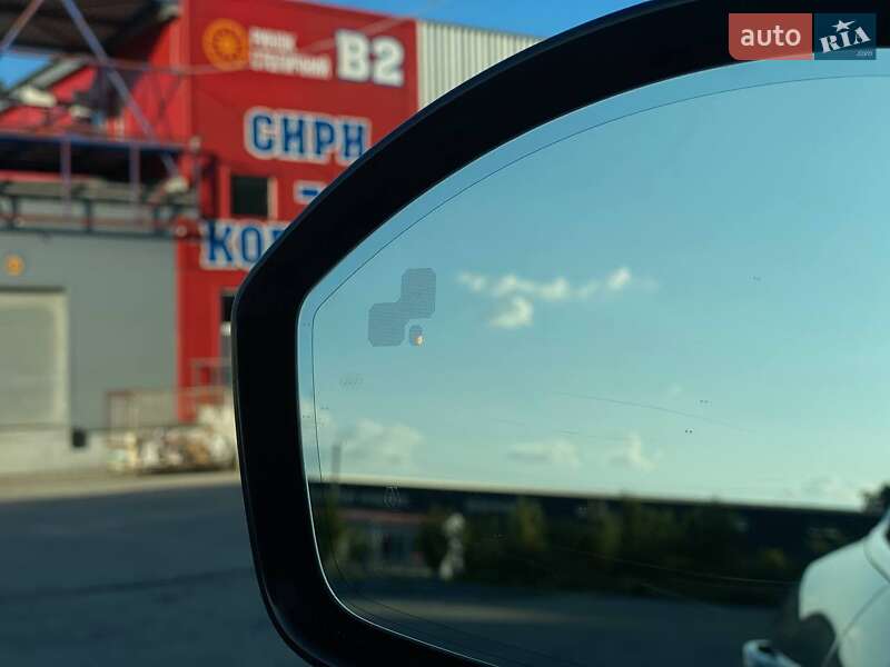 Внедорожник / Кроссовер Jaguar F-Pace 2017 в Киеве фото 41 Внедорожник / Кроссовер Jaguar F-Pace 2017 в Киеве