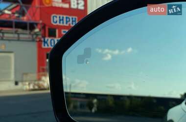 Позашляховик / Кросовер Jaguar F-Pace 2017 в 