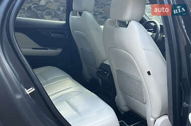 Внедорожник / Кроссовер Jaguar F-Pace 2016 в 