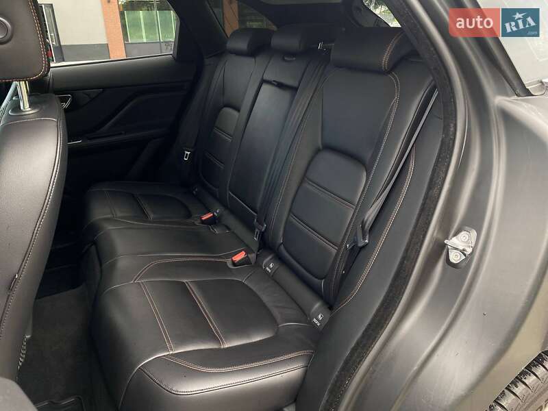 Позашляховик / Кросовер Jaguar F-Pace 2018 в Києві фото 18 Позашляховик / Кросовер Jaguar F-Pace 2018 в Києві