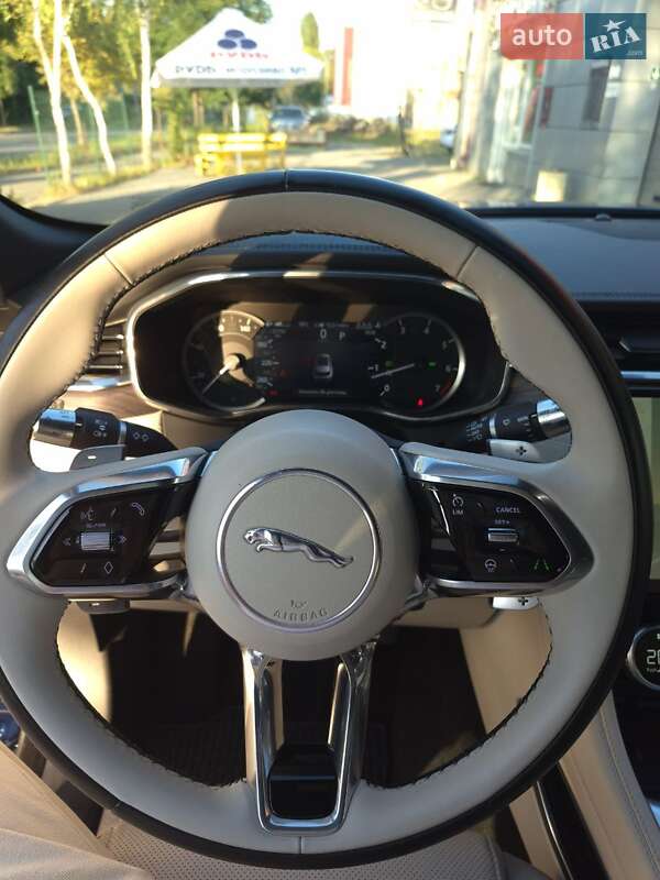 Позашляховик / Кросовер Jaguar F-Pace 2022 в Києві фото 16 Позашляховик / Кросовер Jaguar F-Pace 2022 в Києві