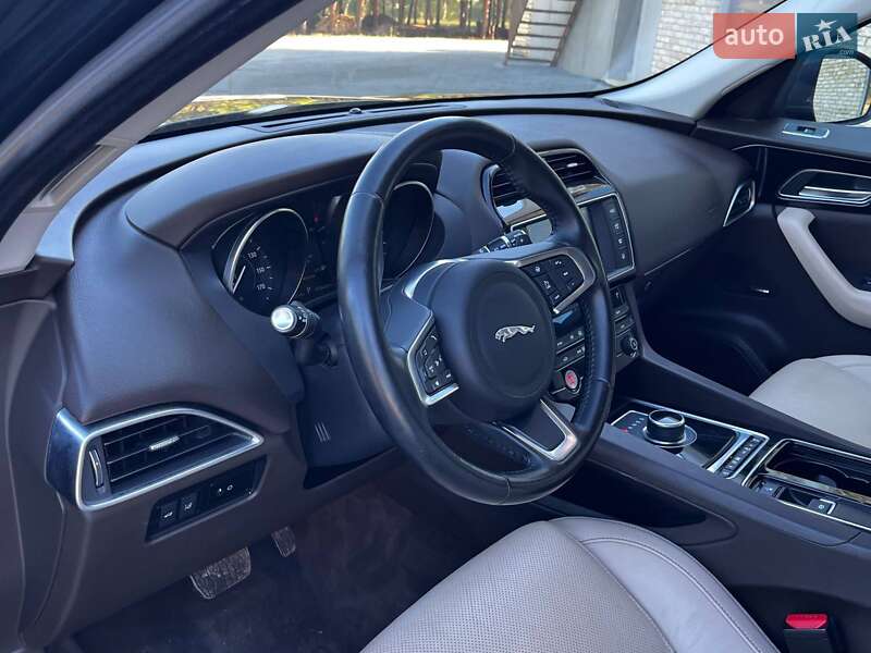 Позашляховик / Кросовер Jaguar F-Pace 2018 в Луцьку фото 22 Позашляховик / Кросовер Jaguar F-Pace 2018 в Луцьку