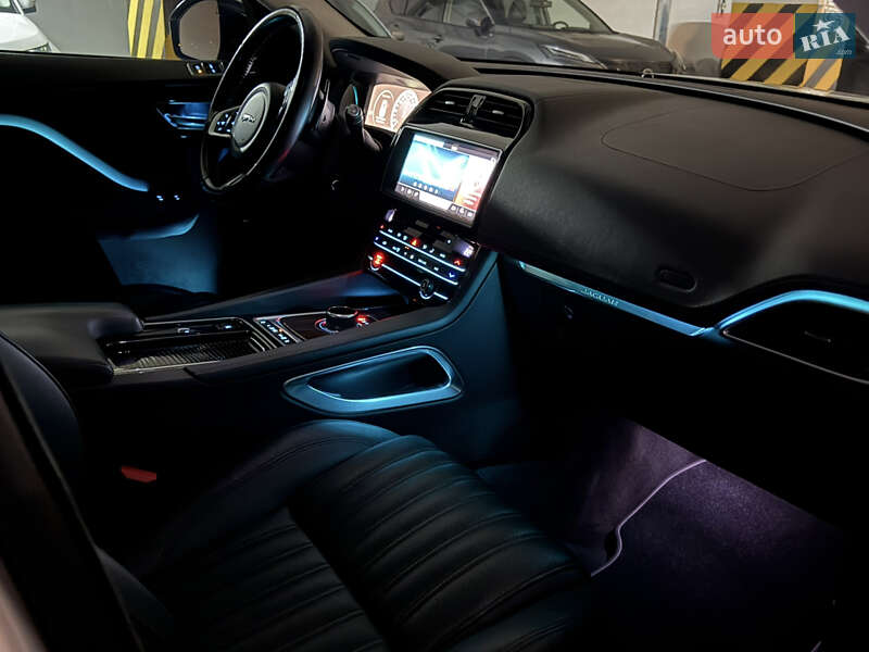 Jaguar F-Pace 2017 Jaguar F-Pace 2017