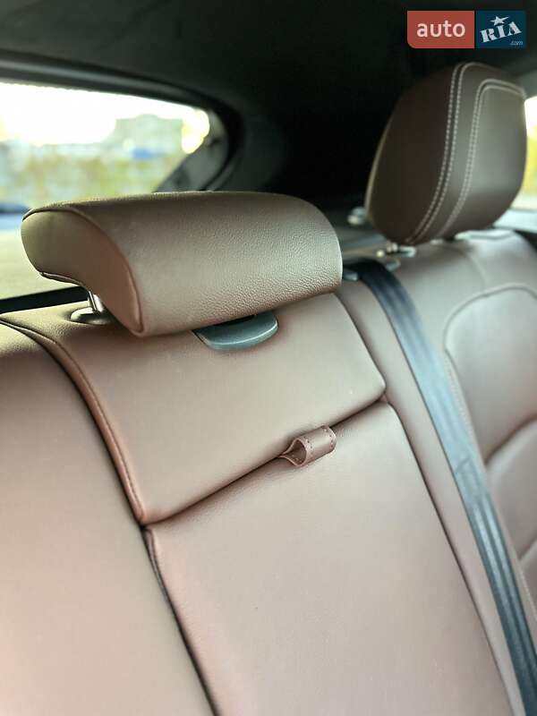 Позашляховик / Кросовер Jaguar F-Pace 2018 в Южноукраїнську фото 49 Позашляховик / Кросовер Jaguar F-Pace 2018 в Южноукраїнську