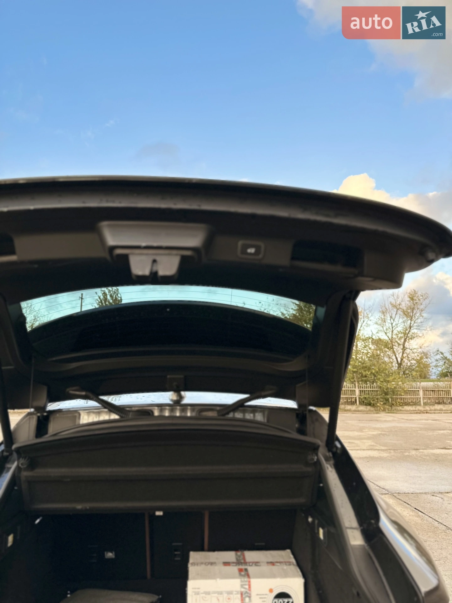 2018 Jaguar F-Pace - мініатюра 55