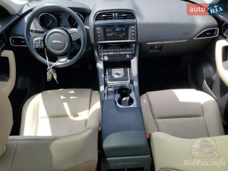 Внедорожник / Кроссовер Jaguar F-Pace 2016 в Хмельницком фото 9 Внедорожник / Кроссовер Jaguar F-Pace 2016 в Хмельницком