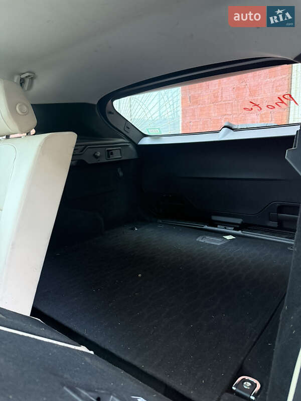 Внедорожник / Кроссовер Jaguar F-Pace 2016 в Хмельницком фото 27 Внедорожник / Кроссовер Jaguar F-Pace 2016 в Хмельницком