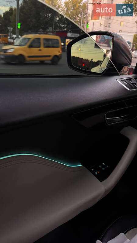 Внедорожник / Кроссовер Jaguar F-Pace 2017 в Киеве фото 21 Внедорожник / Кроссовер Jaguar F-Pace 2017 в Киеве