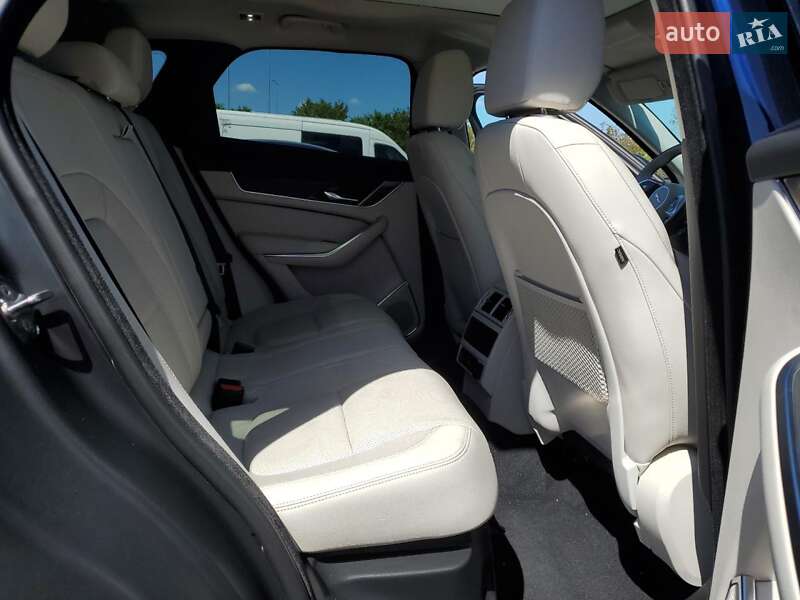 Позашляховик / Кросовер Jaguar F-Pace 2022 в Дніпрі фото 11 Позашляховик / Кросовер Jaguar F-Pace 2022 в Дніпрі