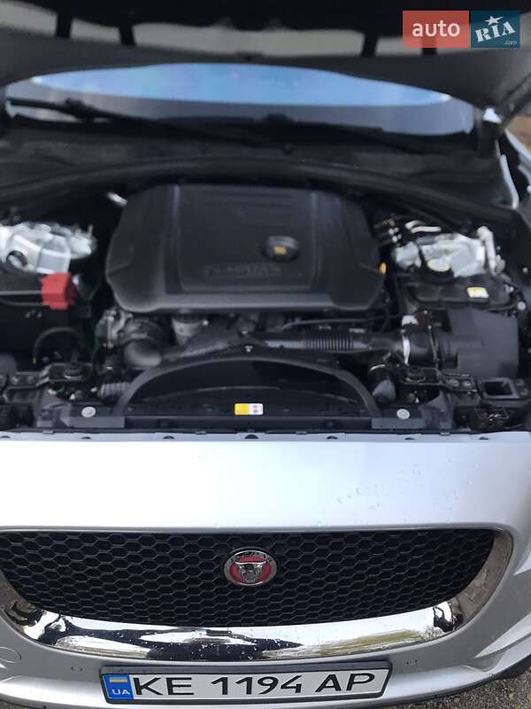 Внедорожник / Кроссовер Jaguar F-Pace 2017 в Кривом Роге