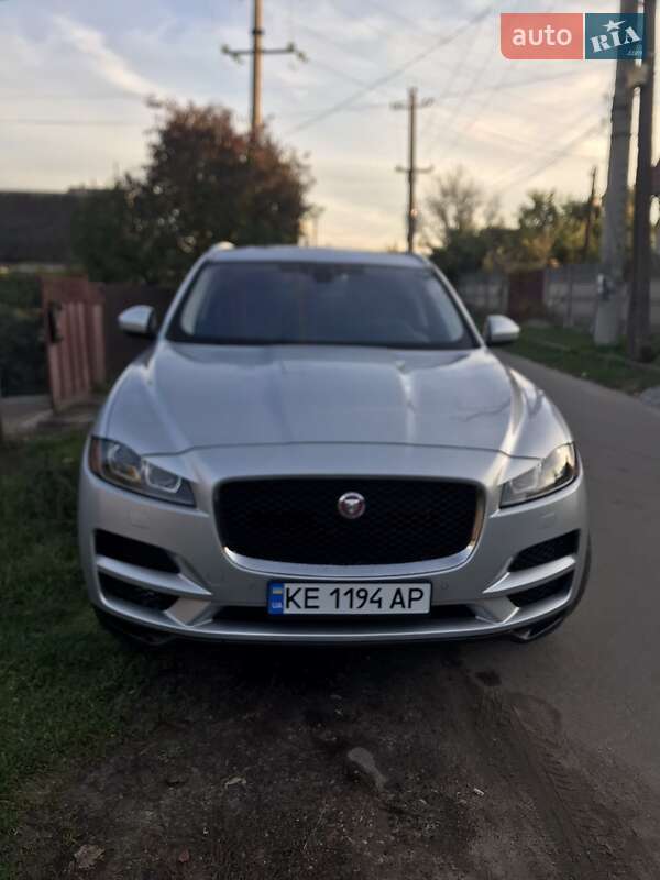 Внедорожник / Кроссовер Jaguar F-Pace 2017 в Кривом Роге