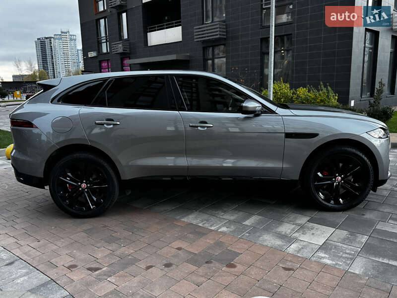 Внедорожник / Кроссовер Jaguar F-Pace 2022 в Киеве