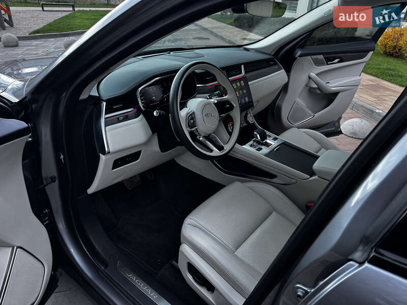 Внедорожник / Кроссовер Jaguar F-Pace 2022 в Киеве