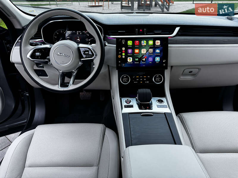 Внедорожник / Кроссовер Jaguar F-Pace 2022 в Киеве