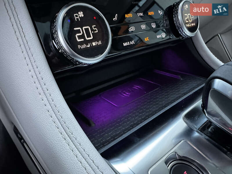 Внедорожник / Кроссовер Jaguar F-Pace 2022 в Киеве