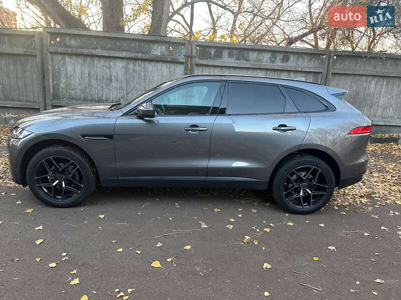Внедорожник / Кроссовер Jaguar F-Pace 2018 в Киеве фото 6 Внедорожник / Кроссовер Jaguar F-Pace 2018 в Киеве