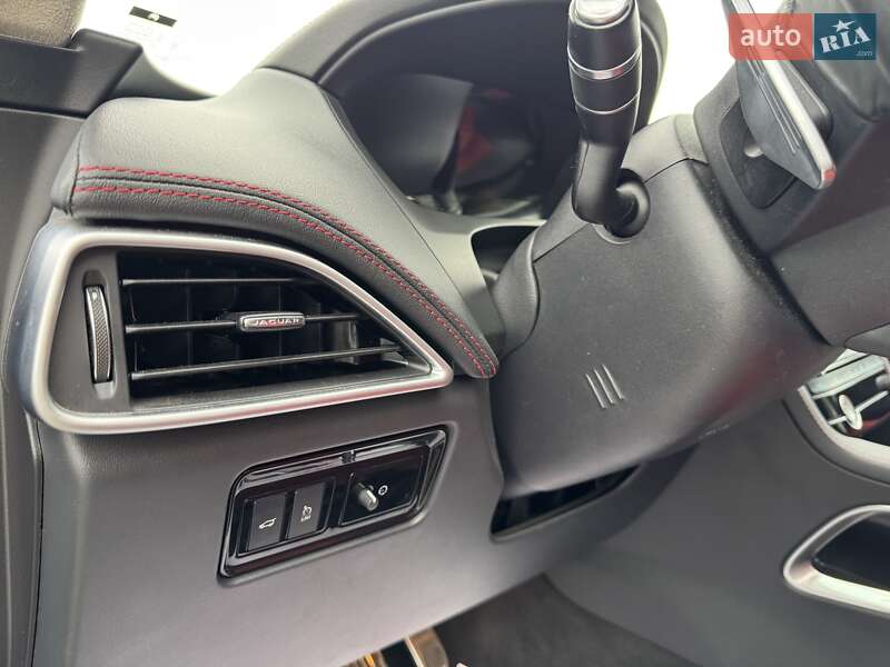 Внедорожник / Кроссовер Jaguar F-Pace 2019 в Днепре
