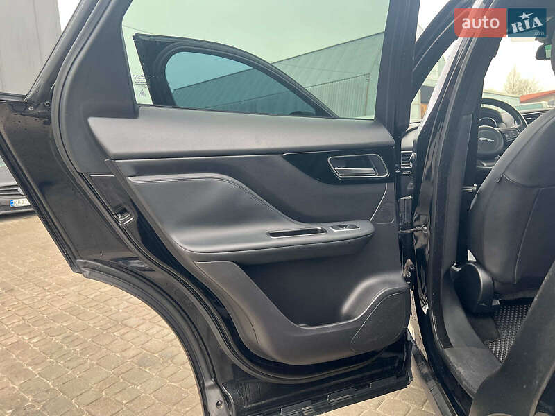 Внедорожник / Кроссовер Jaguar F-Pace 2016 в Львове