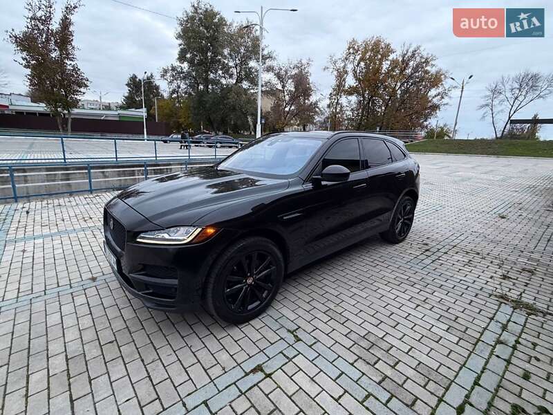 Jaguar F-Pace 2016