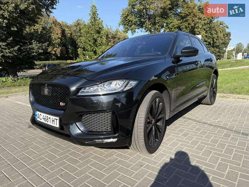 Внедорожник / Кроссовер Jaguar F-Pace 2016 в Луцке