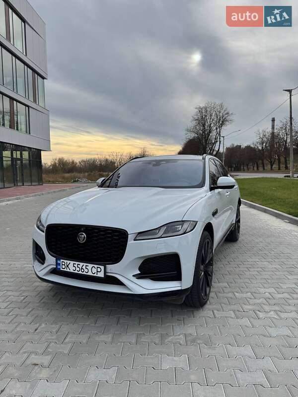 Внедорожник / Кроссовер Jaguar F-Pace 2021 в Ровно