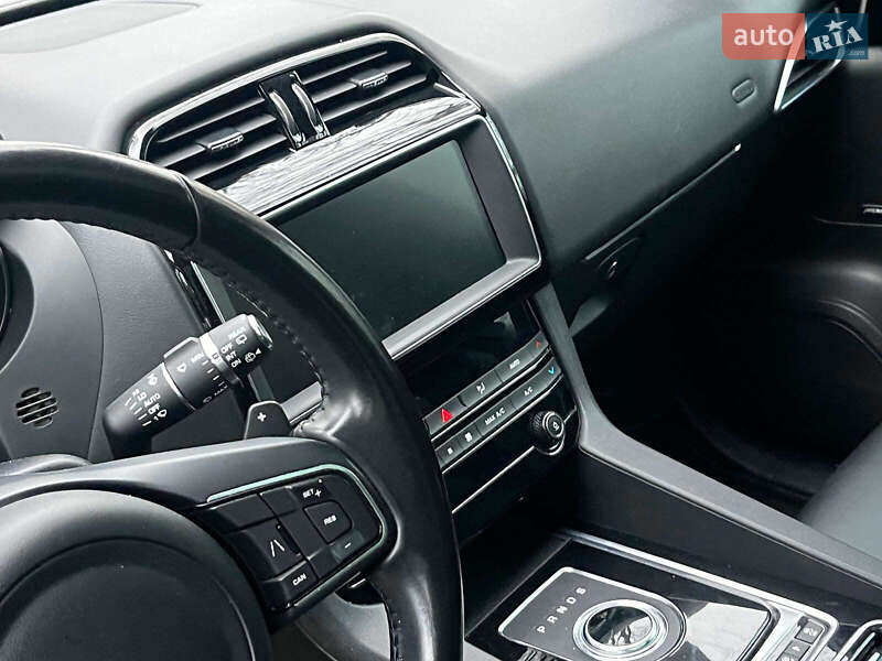 Внедорожник / Кроссовер Jaguar F-Pace 2018 в Киеве