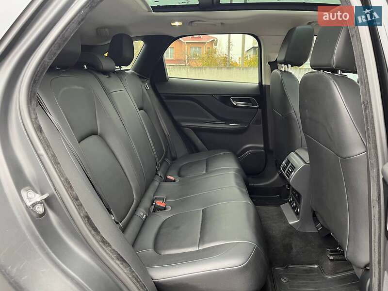 Позашляховик / Кросовер Jaguar F-Pace 2017 в Києві фото 11 Позашляховик / Кросовер Jaguar F-Pace 2017 в Києві