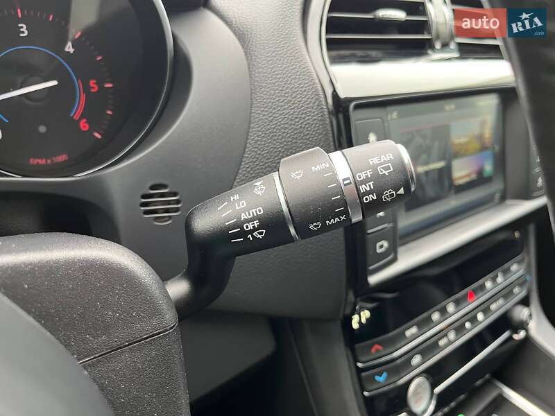 Позашляховик / Кросовер Jaguar F-Pace 2017 в Києві фото 22 Позашляховик / Кросовер Jaguar F-Pace 2017 в Києві