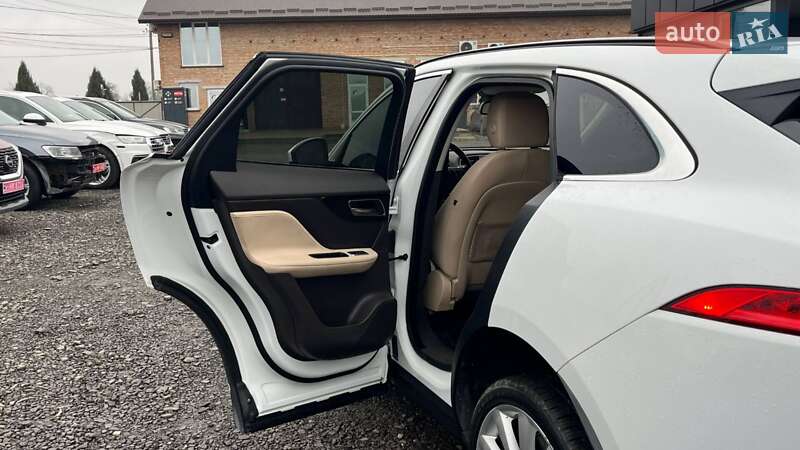 Внедорожник / Кроссовер Jaguar F-Pace 2016 в Луцке