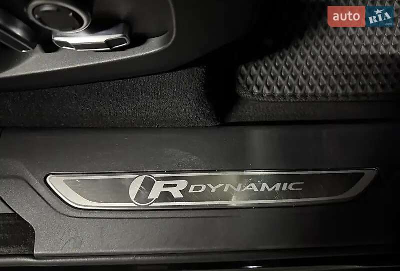 Позашляховик / Кросовер Jaguar F-Pace 2021 в Києві фото 17 Позашляховик / Кросовер Jaguar F-Pace 2021 в Києві
