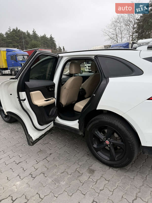 Позашляховик / Кросовер Jaguar F-Pace 2017 в Львові